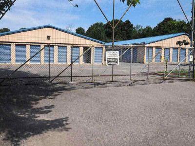 Storage Units at Access Storage - Ottawa West - 38 Edgewater St, Kanata, ON